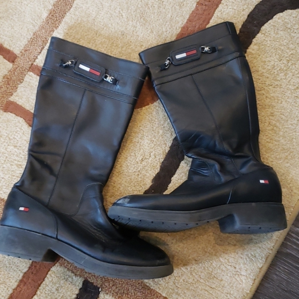 Tommy hilfiger black boots stars